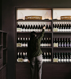 Oakridge Cellar Door 6