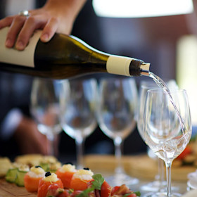 Two Sisters Wine Cellar Door 3