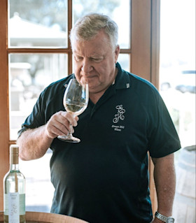 Ross Ernest Hill Wines