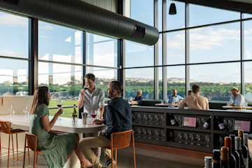 Artisans Tasting Room 2