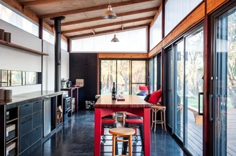 Strawhouse Cellar Door